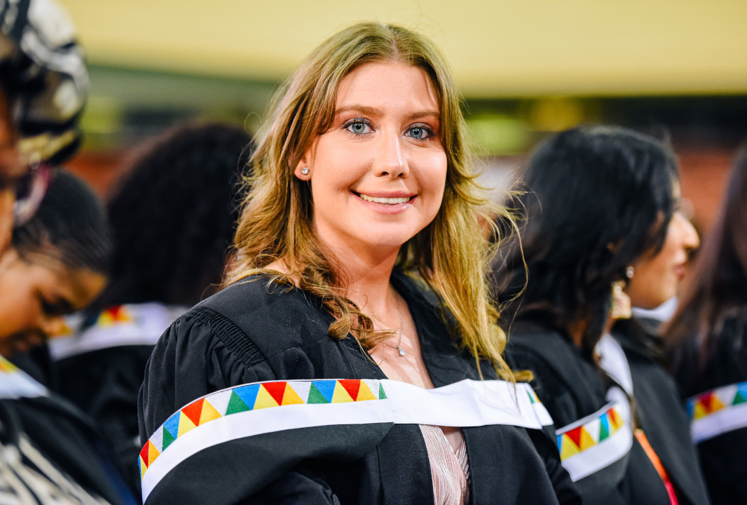 COMMITTEE SUPPORT - COURTNEY BARNES